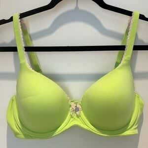 Victoria’s Secret lined Demi Bra